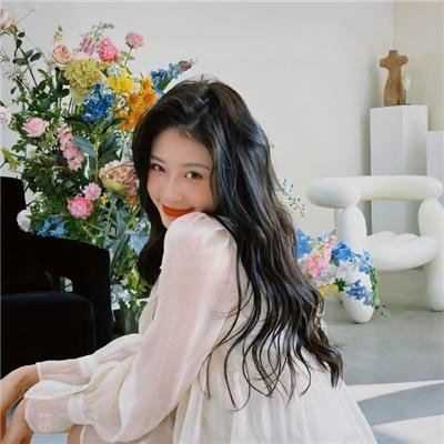 全民追女王